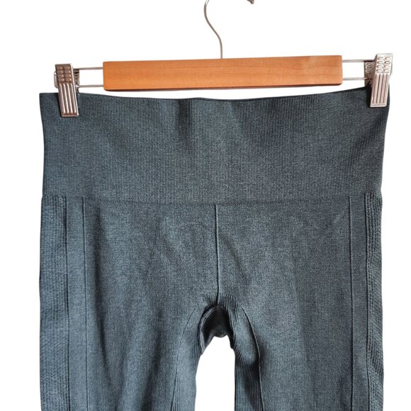 Lululemon Pants Women's Green 6 Ebb and Flow II Crop Leggings - Picture 2 of 8